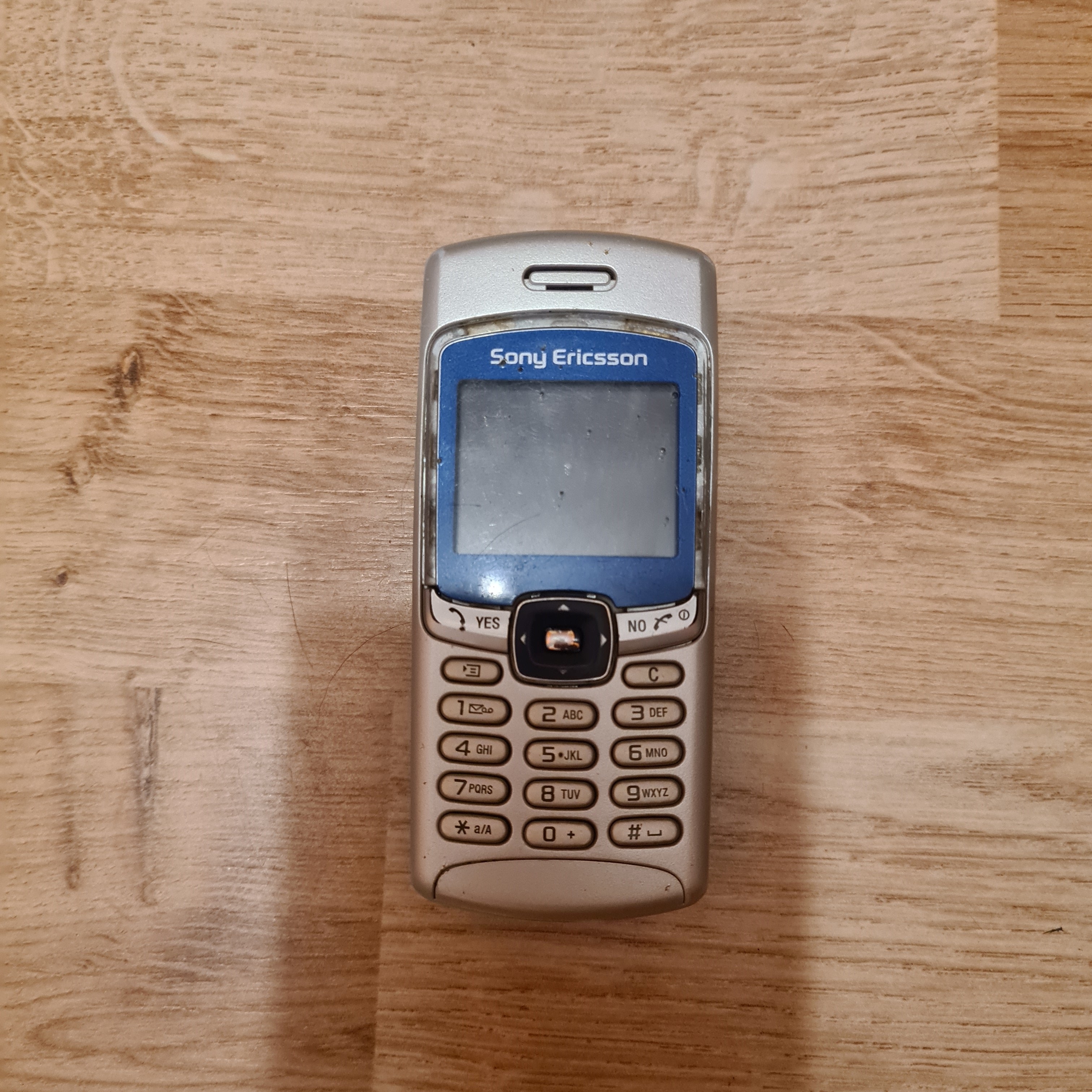 Sony Ericsson T230i